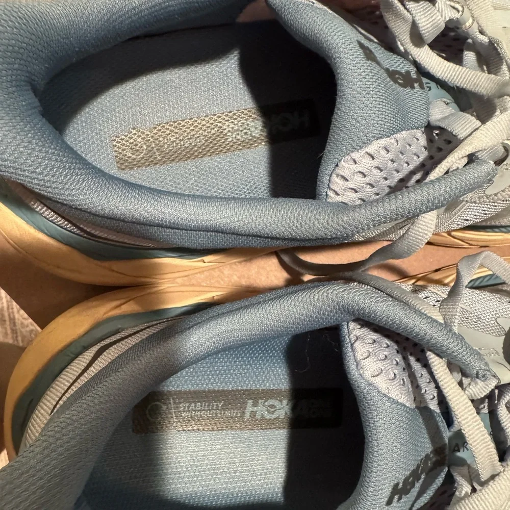 Women’s Hoka  Arahi 5 Running Shoes size 10.5 - Picture 12 of 13